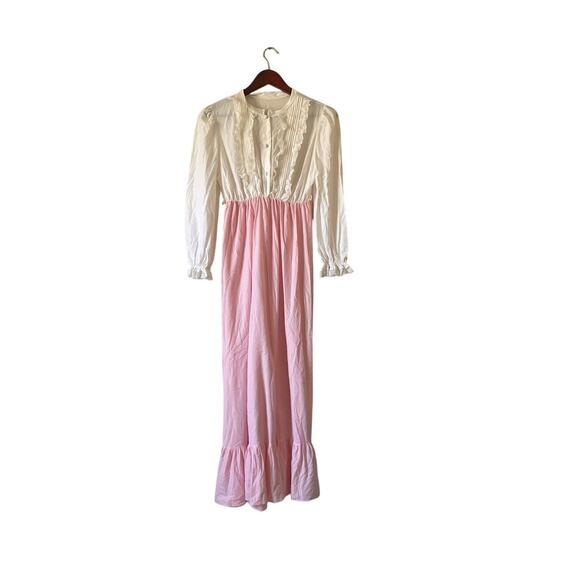 Unknown Dresses & Skirts - Vintage Victorian style‎ midi long sleeve dress with pink bottom size small
